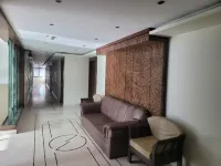 Hotel Raj Residency - parking