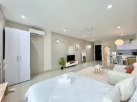 JB Town | Twin Galaxy Studio|2 Pax|Couple