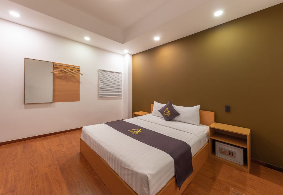 Azumaya Hotel의 깔끔한 복도와 객실 진입부