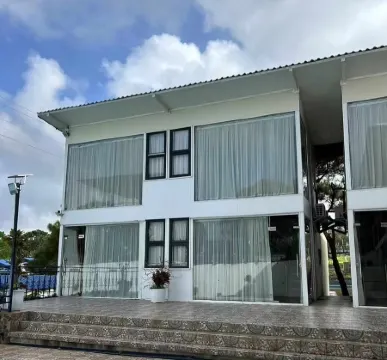 Brilliantsky Liesure Park and Hotel