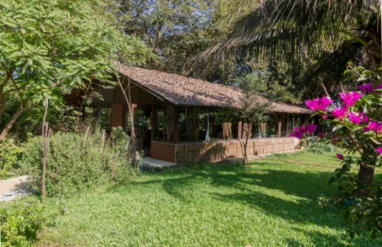 Jalsrushti島度假村