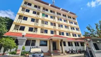 My place 77/2 Hotels near Victoria Gardens