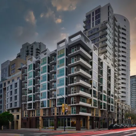 The Margot Hotel San Diego Gaslamp Quarter, Outset by Hilton Отели рядом с достопримечательностью «Стадион «Петко-Парк»»