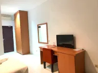 GRAND ROYAL TALIWANG HOTEL Hotels in Beru