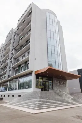 Beluga Hotel - parking