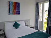 Elm Grove (University of Roehampton), London Hotels in der Nähe von Emery Walker Arts & Crafts house