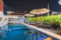 VPlus Hotel - Beach