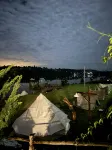 Kiss House Coffee and Glamping Hotels near Đà Lạt