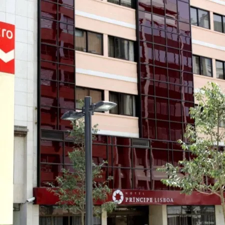 Hotel Principe Lisboa Отели рядом с достопримечательностью «Универмаг El Corte Ingles»