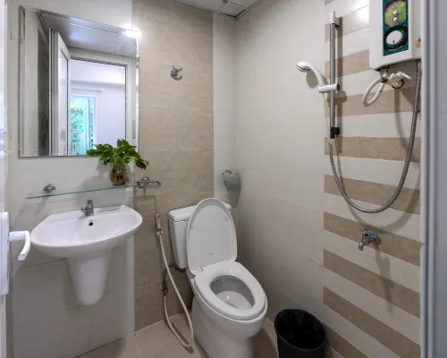 G8 Le Van Sy Hotel Saigon Photos