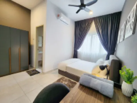 Youth City Niai KLIA Fully Aircon Cozy Suite