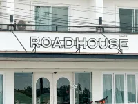 Roadhouse Hotels near Wat Pho Chai Phra Aram Luang