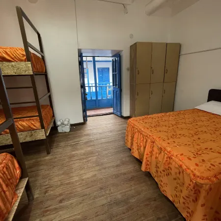 CUSCO DORMS クスコのホテル
