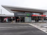 Comfortable Room in Lidcombe – Steps to Train Station Hotels in Lidcombe