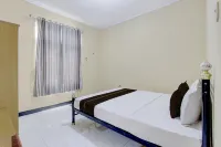 OYO 94841 Alodia Homestay Family