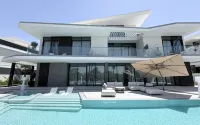 6BR Lamborghini Luxury Villa | Cinema, Spa & Pool -  Ferienhäuser