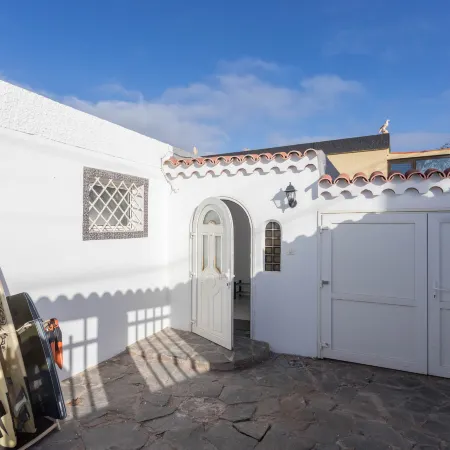 Surf-Check House - 3 min walk to the Beach