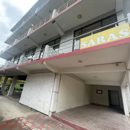 Hotel Saras
