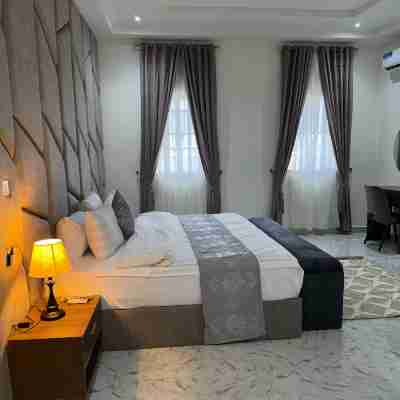 City king hotel and Towers Rooms