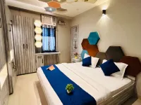 Casanoya Inn | Prima 2BHK Stay near the Ghats โรงแรมใกล้อาชูล ชาร์มา