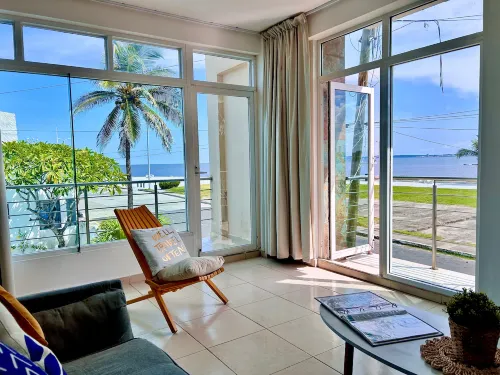 Family Pool Sea View | Beach | 2 TVs | Netflix | HBO - Apartments