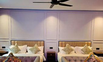 The Palm Suite at Lava Mansion