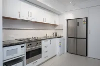 Mounts Bay Stay 2 Bedroom Apt - Kings Park - Free Parking