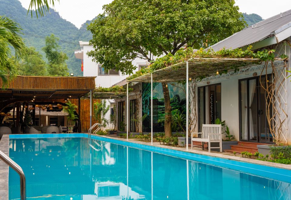 Commander Lodge 수영장