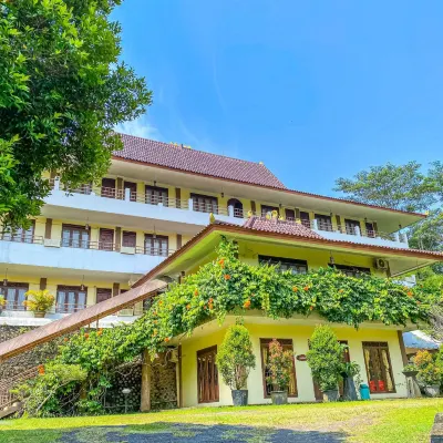 New Panjang Jiwo Resort Syariah Hotels near MJT MOTOR