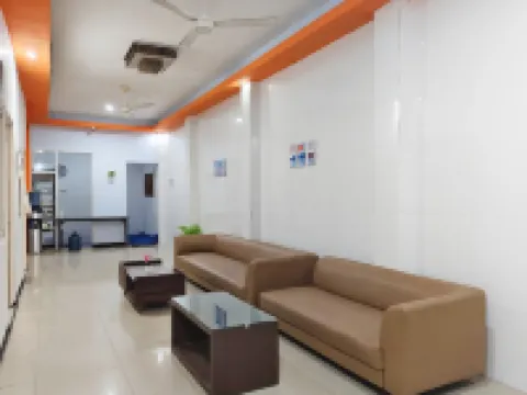TwoSpaces Living at Nabila Semampir Homestay Hotels in Sedati