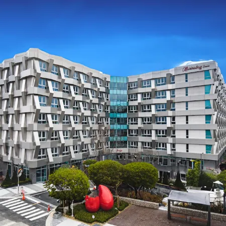 Sokcho Marina Hotel