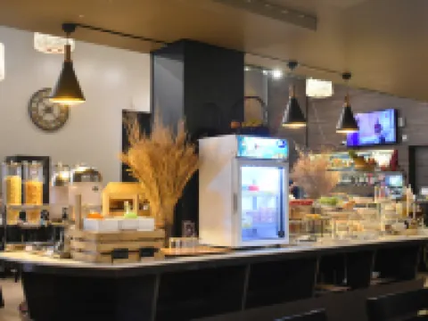 โรงแรมสลีฟ โรงแรมในอำเภอเมืองสุรินทร์