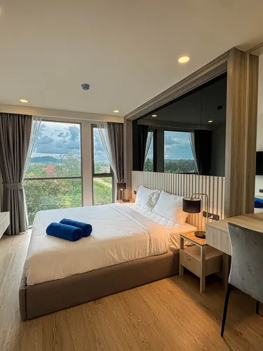 รูปภาพของลักซ์ชัวรี่โอโซนบางเทา 1 ห้องนอน