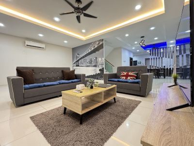 Taiping City Centre Landed Corner Lot for 12 Pax