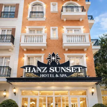 HANZ Sunset Hotel & Spa