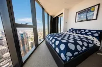 Melbourne Central Luxury Sky Sunset BayView Apartment