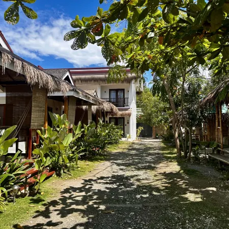 Uzuri Kubo Huts & Kwartos