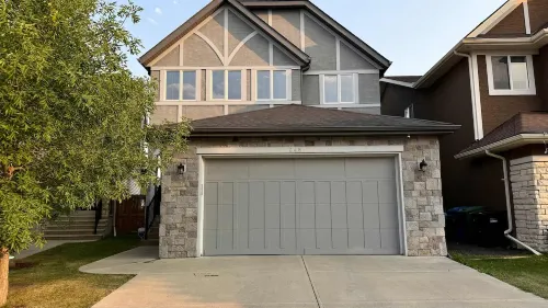 Spacious 3BR House in Aspen Hills - New