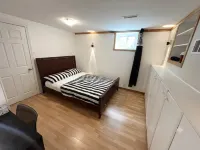 Self-contained Queen Suite • Private Kitchenette & Bath - Alloggi