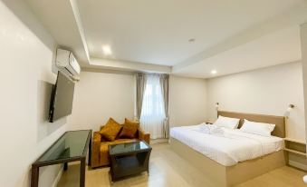 Eng Fah Luang Hotel