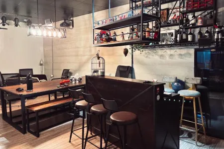 Yan B&B Отели рядом с достопримечательностью «Pingtung Tutorial Academy»