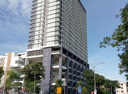 ICC Luxury Suites By Grab A Stay