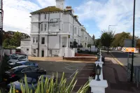 OYO Devonshire Park Hotel - ที่มีที่จอดรถ