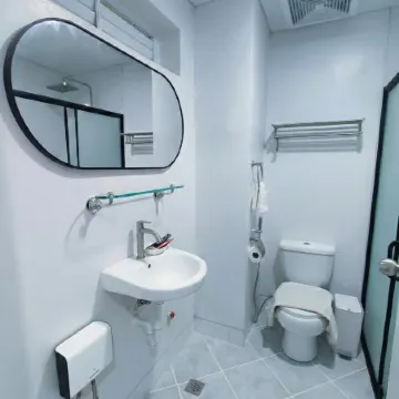 Pool View with Massage Chair-5 mins to Cebu Airport