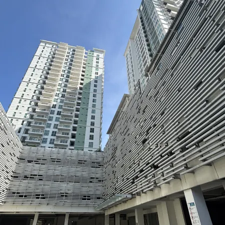 1BR Abreeza Place Condo - 27th Floor | Davao