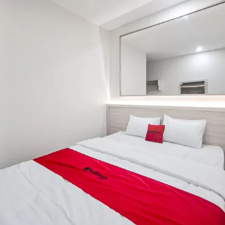 RedDoorz Fortuna Infinity Near Alun Alun Sragen