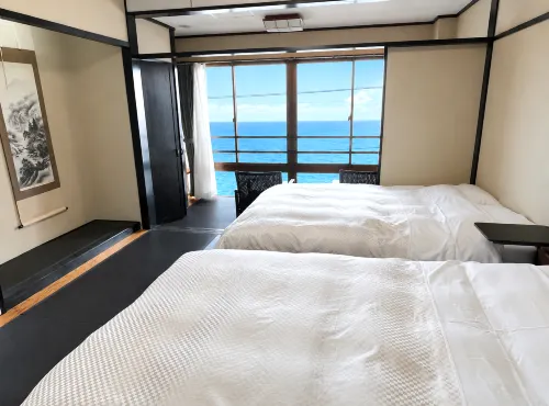 HOTEL & RESORT IZUNONE - Bãi đậu xe
