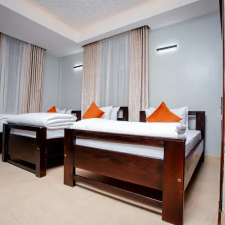 NGUCHIRO PALACE HOTEL