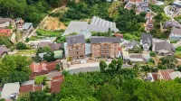 Shin Village Hotel - 駐車場