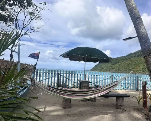 Kattegat Beachfront Villa 杜利海灘附近的飯店